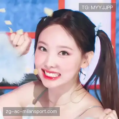 姬展立